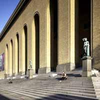 Once, this was the majestic home of the Swedish East India Company that traded large amounts of goods with China. The canal, built in the 17th century was constructed with help from Dutch experts.