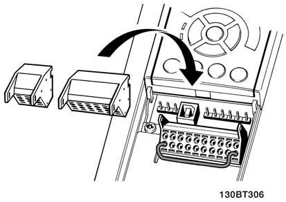 " Elektrisk installation, styrplintar 1. Montera plintarna från tillbehörspåsen på framsidan av FC 300. 2.