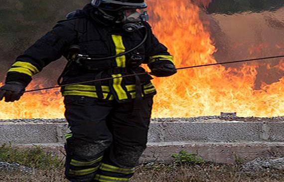 Projekt med räddningstjänst Positionering i gruvor och tunnlar Kontaminering av skyddsutrustning Släckning av brand i