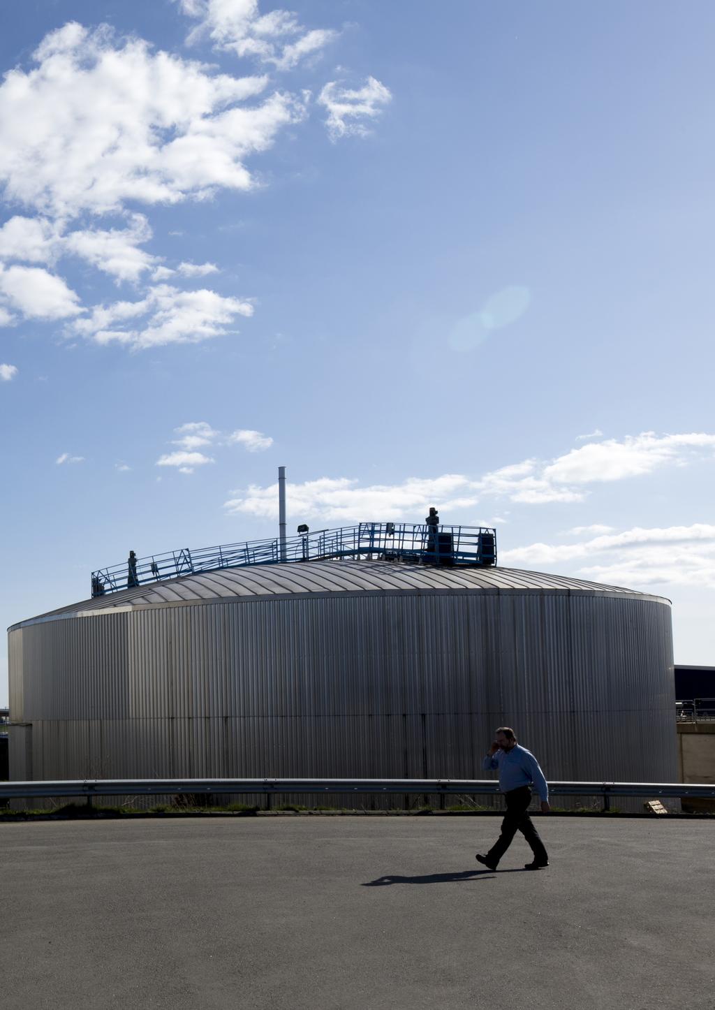 Förord På avloppsreningsverk och samrötningsanläggningar (anläggningar som rötar olika typer av avfall) bildas biogas vid rötning av organiskt material.