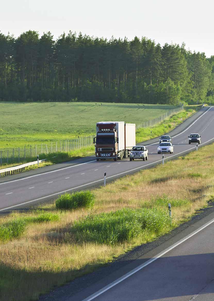 -32- Våra drivmedel Som leverantör av drivmedel har vi ett stort ansvar för att bidra till en mer hållbar transportsektor och det gör vi främst genom att utveckla och öka andelen förnybara bränslen