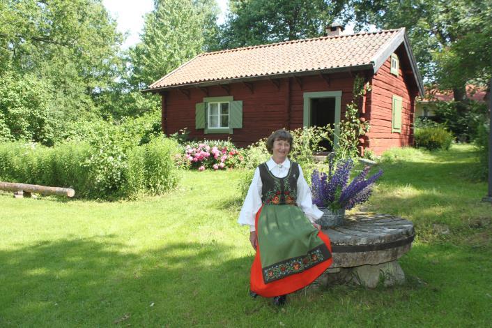 TULLINGE FÖRR OCH NU Cirkeln "Tullinge förr och nu" har gjort en paus och gör nu en nystart och börjar om från början.