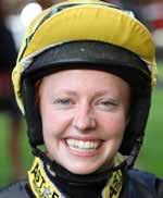 #womenjockeys Sophie Ralston Ålder: 26 Irland Antal ritter: 215 Antal segrar: 20 Prispengar: Ca 2 miljoner kronor ( 172,504) Största seger: Tre raka segrar med Oiel de Tigre på Goodwood 2018 Lägsta