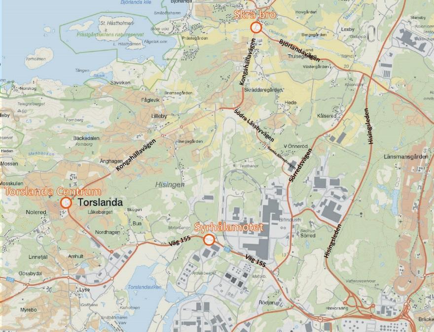 1 INLEDNING OCH BAKGRUND Trafiksituationen kring Torslanda torg har under många år kännetecknats av köbildning under högtrafiktid på morgon och eftermiddag.