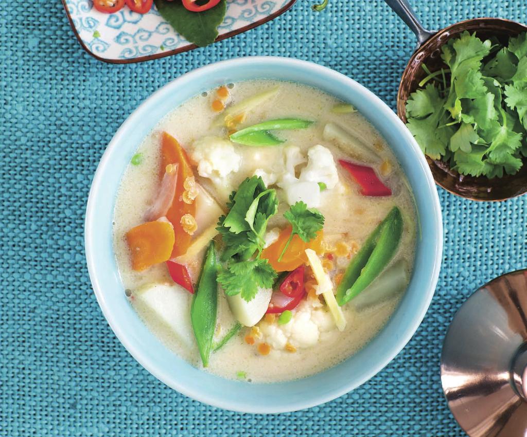 RECEPT 2 25 MIN 292kcal/port. Energi från: Fett 40% Kolhydrater 45% Protein 15% Vegetarisk Tom kha gai Asiatisk soppa med blomkål, linser och kokosmjölk.