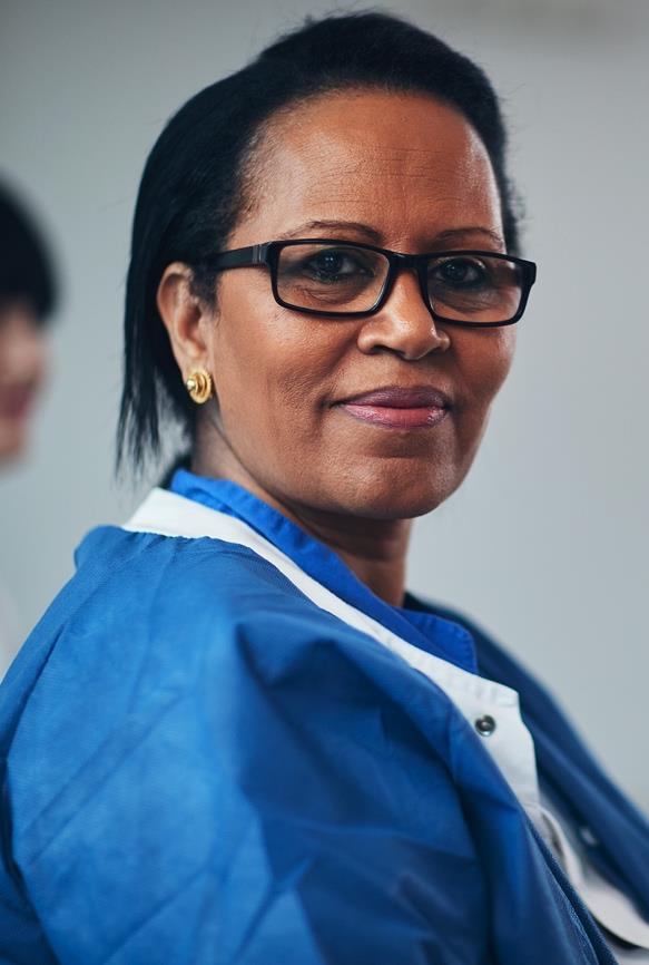 Sjuksköterska som är docent eller professor Har tjänstgöring förlagd i klinik. Handleder i vårdutveckling och omvårdnadsforskning. Samarbetar nationellt och internationellt.