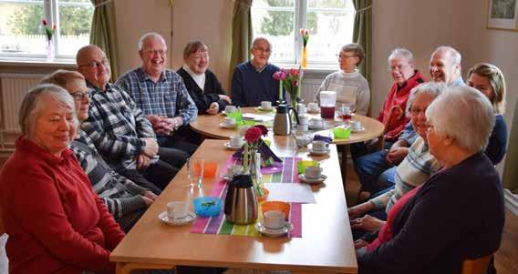 MÖTESPLATSER Kaffet é på i Örsjö församlingshem. Träff för daglediga i Bäckebo församlingshem Onsdag 2 maj kl 12,30 Christer Lundgren spelar dragspel och sjunger gamla visor från förr.