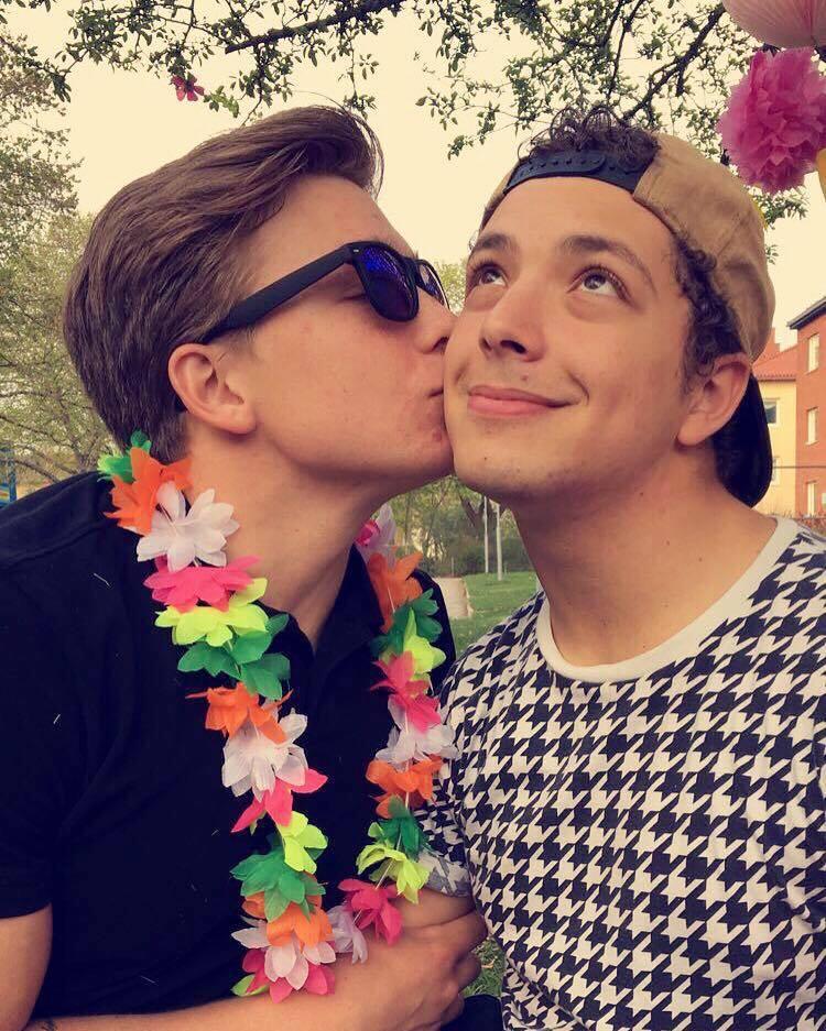 Stort grattis och välkommen till ditt nya hem! Grattis! Du har blivit antagen till den bästa av utbildningar och därjämte den absolut bästa studieorten.