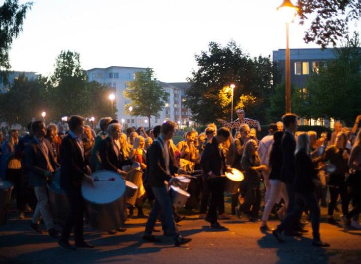 Onsdag 23/8 Tävlingsdagen Samling kl. 09 utanför Jontes stuga. Idag är dagen man kommer att möta och lära känna andra lag på stationerna.