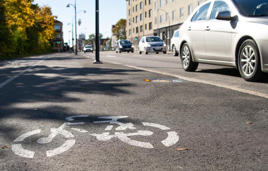Bra infrastruktur för cykel, gång och kollektivtrafik Bra med