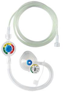 & Override-knapp, genomskinlig anatomisk ansiktsmask, spädbarn,förpackad i påse med dragsko Neo-Tee with in-line Controller 0-60 cm H 2 O Manometer* & Override-knapp, utan mask, förpackad i påse med