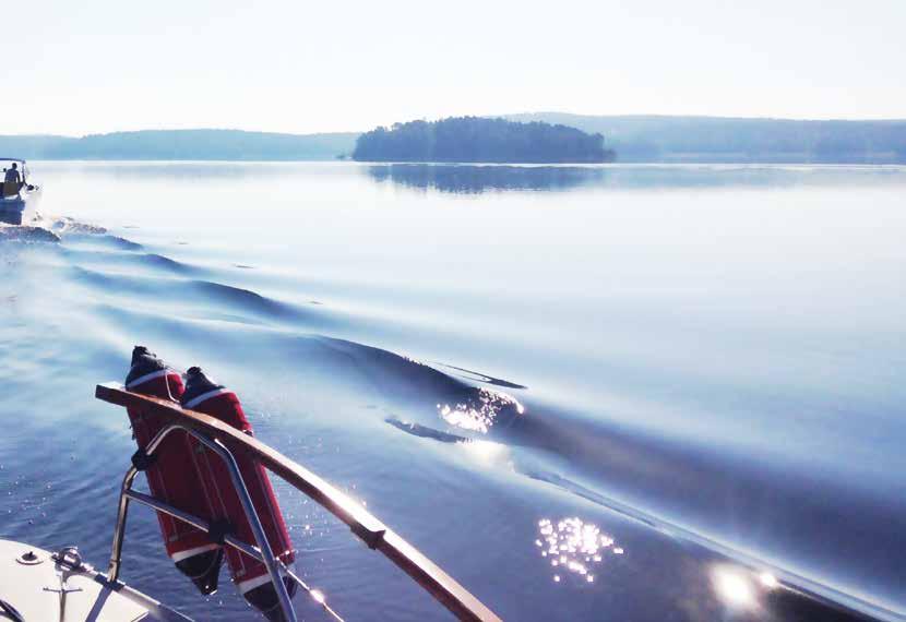 Frihetskänslan, frisk luft och lugnet på sjön är en oslagbar kombination för att ladda batterierna och samla kraft inför hösten.