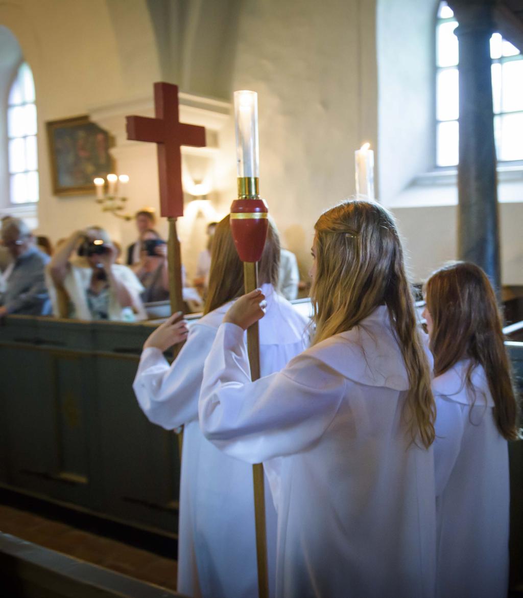 DETTA ERBJUDER VI GRUPP & FÖRSAMLING SIDOR BERLINKONFIRMAND, KÅLLERED - reser till Berlin en vecka under våren. ES-EM-MÄSS, STENSJÖN - en kreativ och skapande konfirmandgrupp.