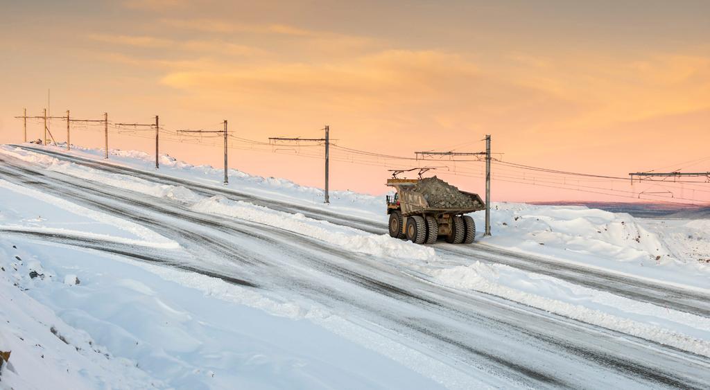 Trolleybanan i Aitik. Foto: Mats Hillblom. Antal arbetsställen 120 100 Antal sysselsatta 18 000 Arbetsställen Syselsatta (inrapporterat) Sysselsatta inkl.