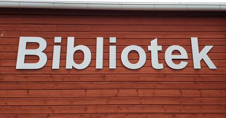 TYP AV SKYLT FASADSKYLT Fasadskylten är en av de vanligaste som används i gatumiljöer.