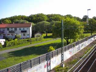 Kulturhistoriskt värdefull bebyggelse 1. Lidholme Slottsberget, Lidholme 35:A. Bostadsbebyggelse iklusive herrgårde och f d polisstatioe i orr, Saegårdshames östra kaj och f d torrdocka. 2.