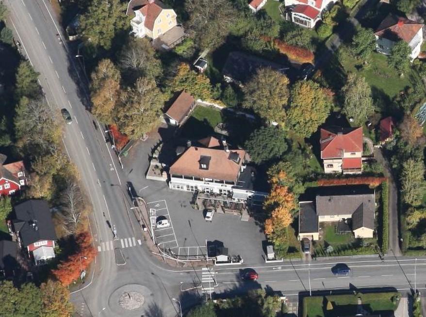 Allmän områdesbeskrivning Planområdet ligger i korsningen Vattholmavägen och Iduns väg. Gamla Uppsala domineras av småhus på stora tomter.