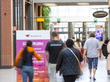 Söker du folkliv och vimmel så kan du ta den korta promenaden till S:t Johannesplan och Triangelns shoppingcenter.