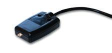GlucoMen G+ Menarini vit USB-kabel (3,5 mm) Mendor Discreet Mendor discreet USB-kabel (2,5 mm) Anslut mätaren och tryck sedan på mätarens