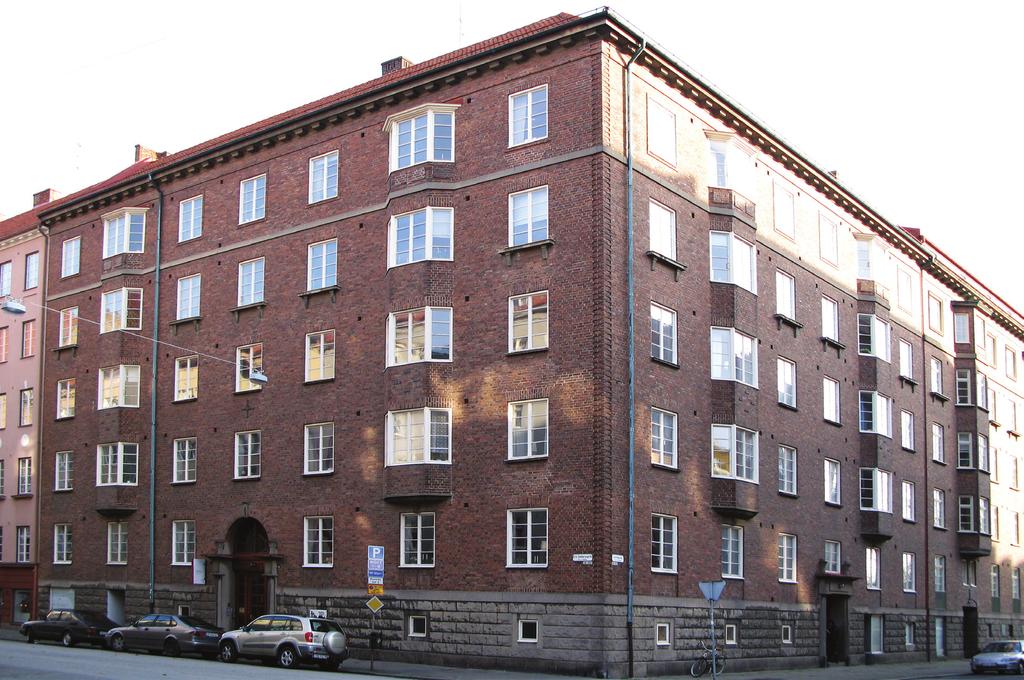 ÅRSREDOVISNING