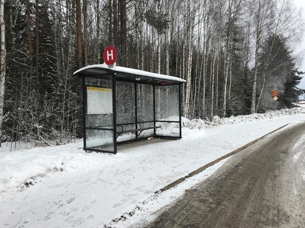 16 TRAFIKUTREDNING DETALJPLAN STACKBO busshållplats och vändmöjlighet anordnas. Turtätheten behöver också utökas och anpassas till verksamhetens skiftbyten.