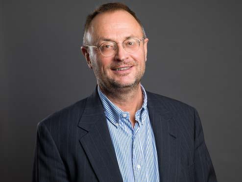 Ledning Ledning Nicklas Westerholm Verkställande direktör Yilmaz Mahshid Chief Financial Officer Stefan Carlsson Chief Medical Officer Anställd sedan: 2017 Antal aktier i PledPharma: 500 000 TO