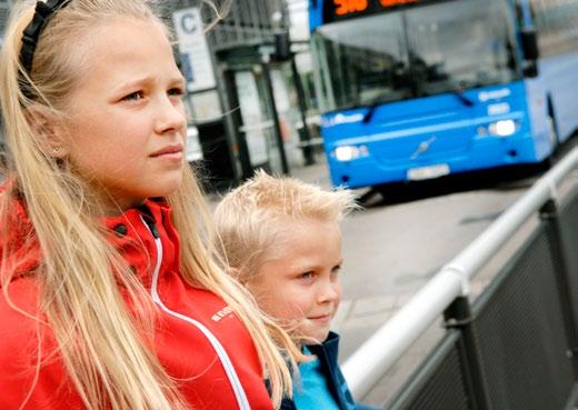 Barnperspektivet: Kollektivtrafiken skall i ökad utsträckning underlätta barns resande i samhället. Kollektivtrafiken måste därför bättre anpassas till barns speciella behov.