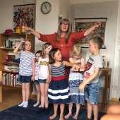 Vi träffas i församlingshemmet på Kurvenstrasse 1, följande onsdagar mellan 15:00 17:00 5,19 september 3,17,31 oktober 14,28 november 12 december 9,23 januari 2019 6,20 februari 6,20 mars Gudtjänster