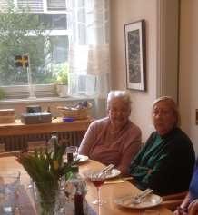 Röster och minnen från församlingen Clara Kihlstrand Hej, jag heter Clara och har varit med som konfirmandledare under hösten och våren.
