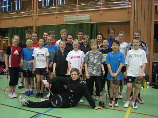 Lägerverksamhet Träningscamp inför Svenska Cupen Trots påskfirande, påsklov och röda dagar, så hade 22 av 26 deltagare som kvalificerat sig till Svenska Cupen slutit upp för en extra träningsdag.