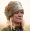 Domare Paula Cullis, UK Paula has been involved in training and competing with working Labradors at the highest level for more than 20 years.