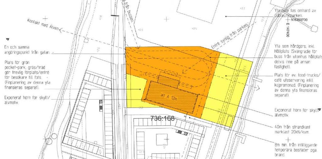 Utvändigt möjliggörs en uteplats möta älv österut mot Norra Frihamnsbassängen och den kajpromenad som anläggs 2017 i projektet för de temporära bostäderna/ Jubileumsparken.