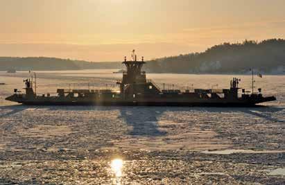 Rindö med sina två färjeförbindelser Vaxholm Rindö Oxdjupet Värmdö Rindö är en ö utanför Vaxholm i Stockholms skärgård med två färjeförbindelser, en i väster och en i öster.