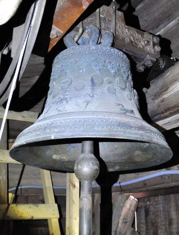 Tornets nedre del har även blivit förstärkta med klämsyllar år 1685/86.