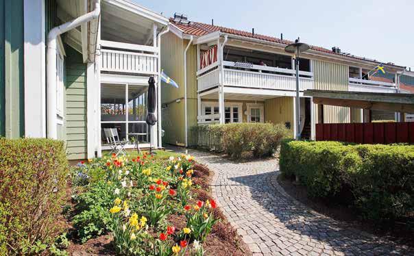 Småskaliga fastigheter säljs Kommunfullmäktige har godkänt att Eksjöbostäder får sälja de tre centrala fastigheterna: Vagnmakaren, Smeagården och Jungfrun. Försäljningarna sker under våren/sommaren.