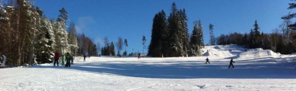 Välkommen hela familjen till en kväll i Hanaslöv.