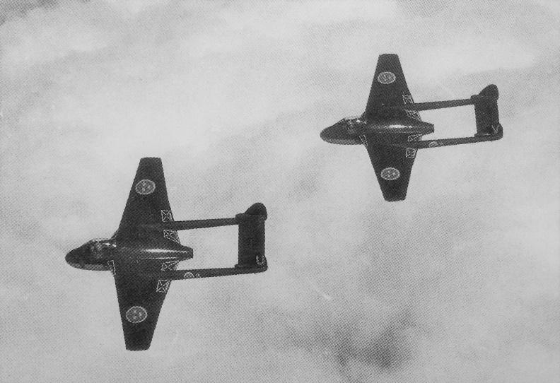 Flygkraschen vid Kungsängens skola 1952 av Ulf Björkdahl Den 11 december 1952 kolliderade två jetdrivna stridsflygplan i luften ovanför Kungsängen. Båda planen totalhavererade.