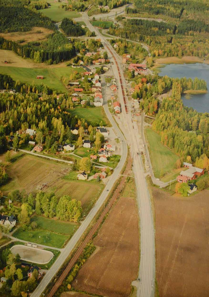 Inledning En lokalekonomisk analys (LEA) kan liknas vid en ekonomisk marknadsundersökning. Hur stor del av de lokala ekonomiska tillgångarna spenderas i bygden och hur stor del läcker ut?