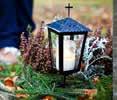 Allhelgonahelgen på kyrkogård och i kyrka Kapellet Långshyttans kyrkogård Fredag 4 november kl 17.00 Allhelgonatid i musik och meditation. Alla helgons dag kl 15.00 kl 17.00 kl 19.