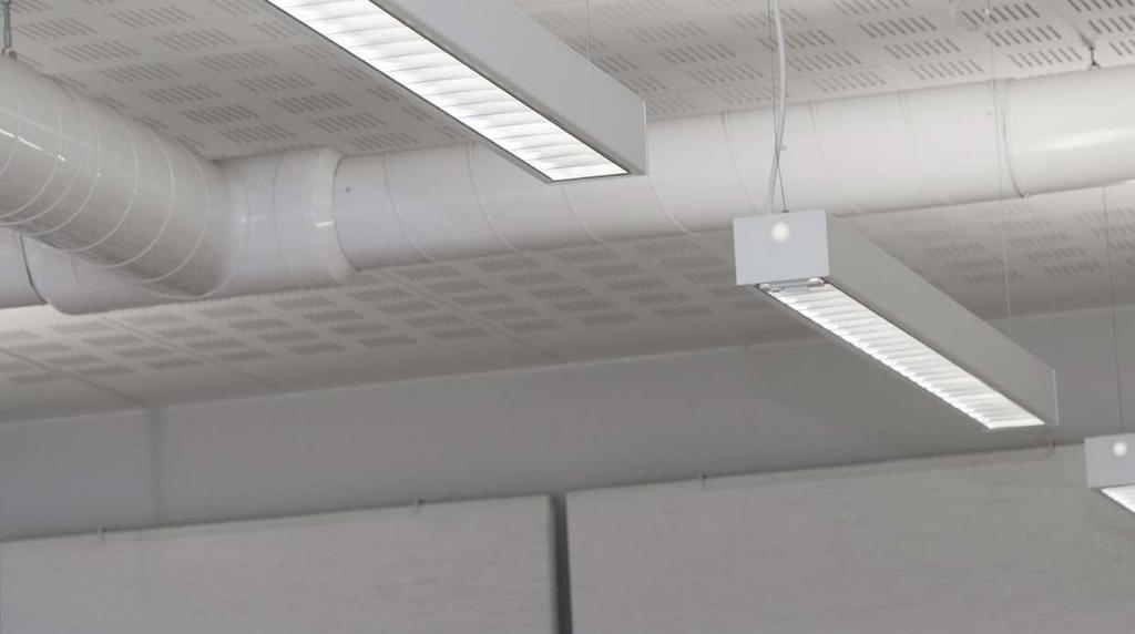 Intelligenta sensorer löste skolans problem Gamla lysrörsarmaturer samt tavelbelysning i sexton klassrum på Fritsla skola i Marks kommun skulle bytas under höstlovets fem arbetsdagar.