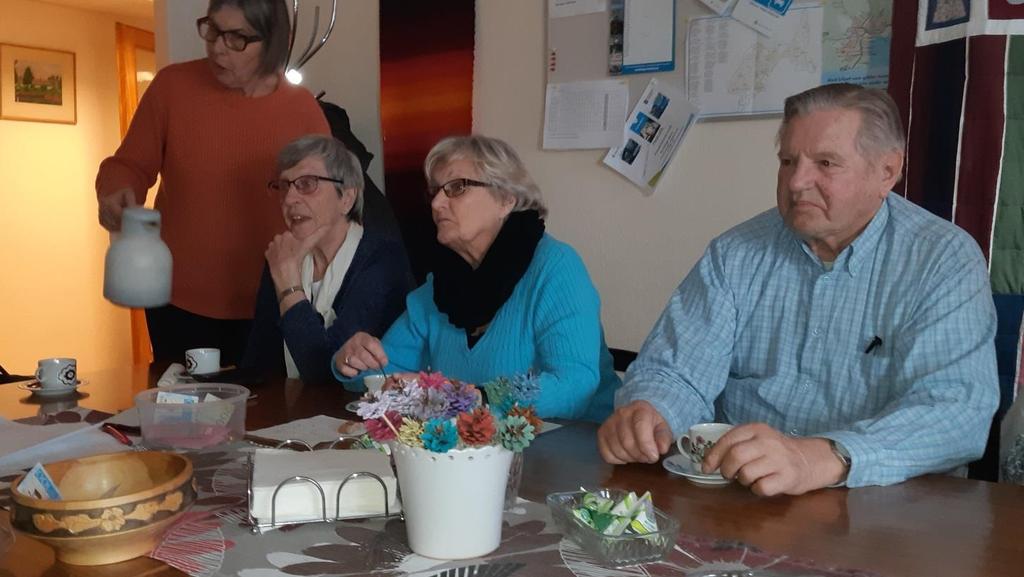 Lördagskafét Varje lördag t o m 10 maj är vårt lördagskafé öppet mellan kl 10.00-12.00 i vår lokal på Kungsvägen 34.