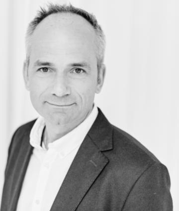 3 Jönköping och stort lycka till Henrik Brovell med team IRONMAN 70.3 Jönköping Managing Director IRONMAN Sweden VD, DESTINATION JÖNKÖPING AB Vi är glada att få välkomna just dig till Jönköping.