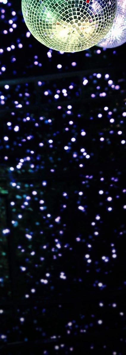 och dans DANS WORKSHOPS OCH DANSLÄGER Uppvisning fredag 9/8 Under sommarlovet kommer det finnas två tillfällen att testa på dans under ledning av duktiga ledare från Medborgarskolan Kulturama