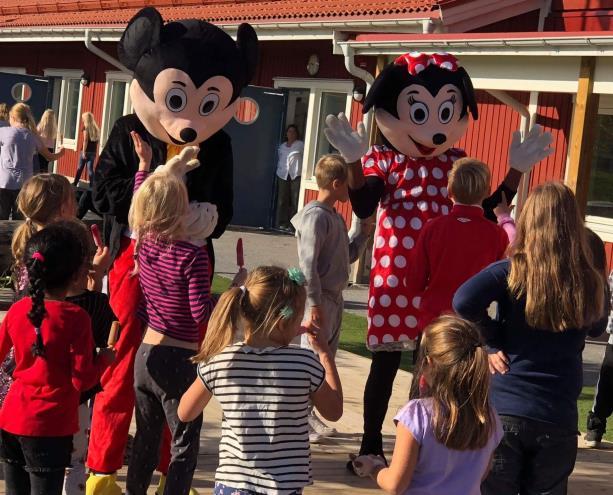 Skolgårdsdisco Disco första torsdagen