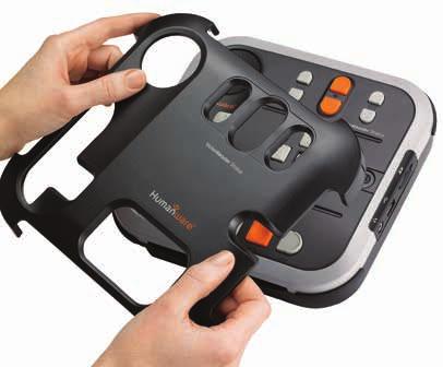 Med överlägget monterat begränsas antalet funktioner och spelaren blir ännu lättare att använda. Alla modeller har CD-spelare. M-modellen kan dessutom spela böcker på SD-minneskort och på USB-minnen.