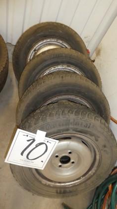 4st dubbdäck Continental 175/70R13, ca