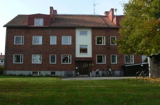 I väster gränsar fastigheten mot kvarteret Truten.