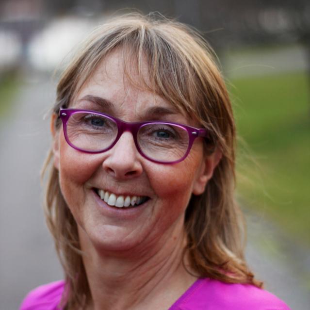 Friskt vågat, friskt vunnet I en värld av konstant förändring där tillfälliga, moderna träningstrender hamnar i fokus vill Susanne Salmén belysa vikten och enkelheten av att må bra.