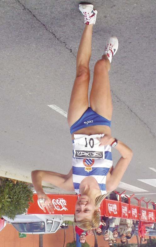 000mM desc CE San Sebastián 04/08/2007 (22:08:55) 20km M 1:30:47 3 WC Osaka (JPN) 31/08/2007 (23:22 / 45:53 / 1:08:09) 5km M 24:17 1 Nerja 07/10/2007 Medio maratón 1:26:33 7 Santa Cruz de Tenerife