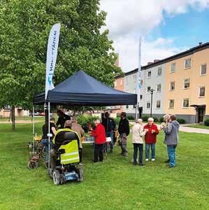 VI GRILLAR! Grillkorvstider KOLLA IN TURNÉPLANEN PÅ WEBBEN! Grilla med grannar och lyft idéer med Hallstahem Grillning mellan Nämndemansgatan och Trädgårdsgatan den 29 maj.